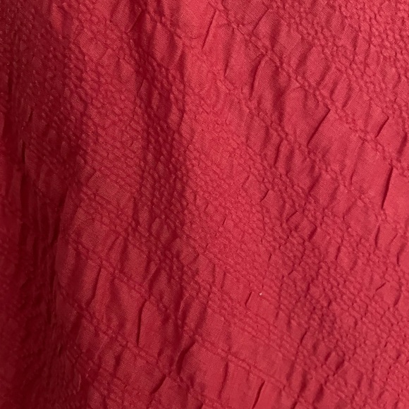 Strapless, knee-length, dusty red dress - Picture 2 of 2